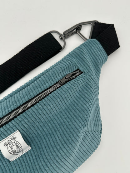 Crossbodybag/ Hipbag- hellblau cord