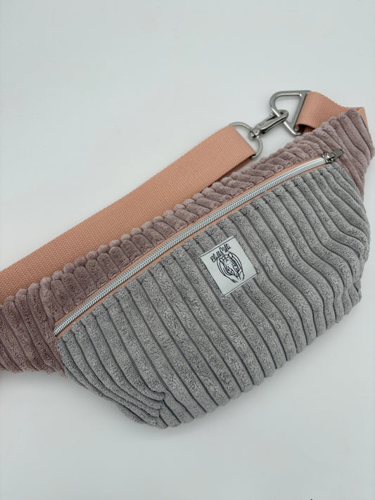 Crossbodybag/ Hipbag- Farbmix - Kuschelcord AltRosa ll