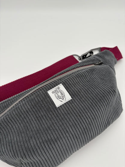 Crossbodybag/ Hipbag- grau cord beere